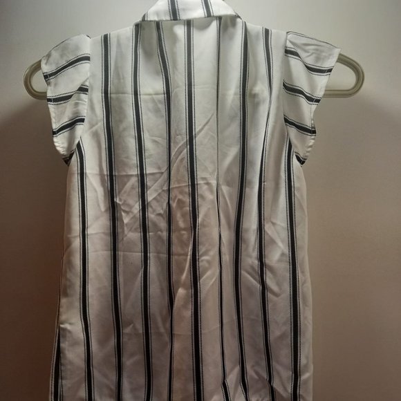 Button Up Shirt - Picture 2 of 3